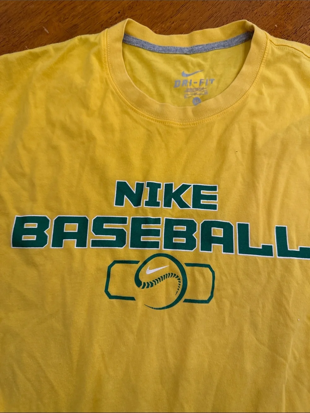 Nike Yellow Baseball Graphic Tee with Green Logo xl